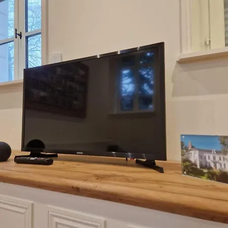 Apartamento T2 Calme Et Lumineux à En Rez-de-chaussée