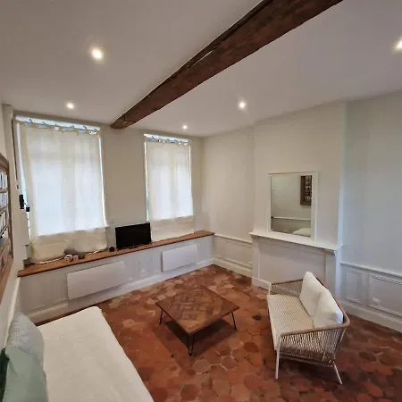 T2 Calme Et Lumineux à En Rez-de-chaussée Apartamento Arras